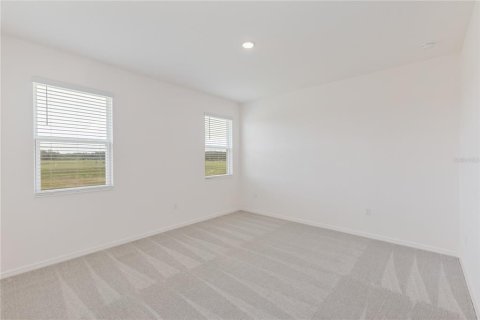 House in Wildwood, Florida 3 bedrooms, 159.14 sq.m. № 2211425 - photo 9