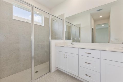 House in Wildwood, Florida 3 bedrooms, 159.14 sq.m. № 2211425 - photo 11