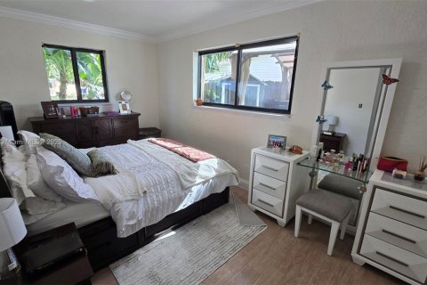 House in Deerfield Beach, Florida 3 bedrooms, 133.41 sq.m. № 1954197 - photo 15