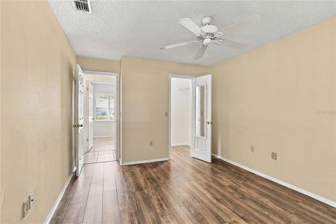 Duplex in Orlando, Florida 2 bedrooms, 79.71 sq.m. № 2375805 - photo 16