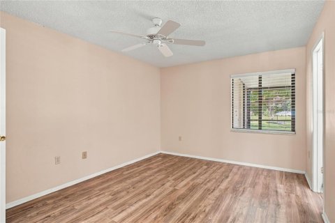 Duplex in Orlando, Florida 2 bedrooms, 79.71 sq.m. № 2375805 - photo 15