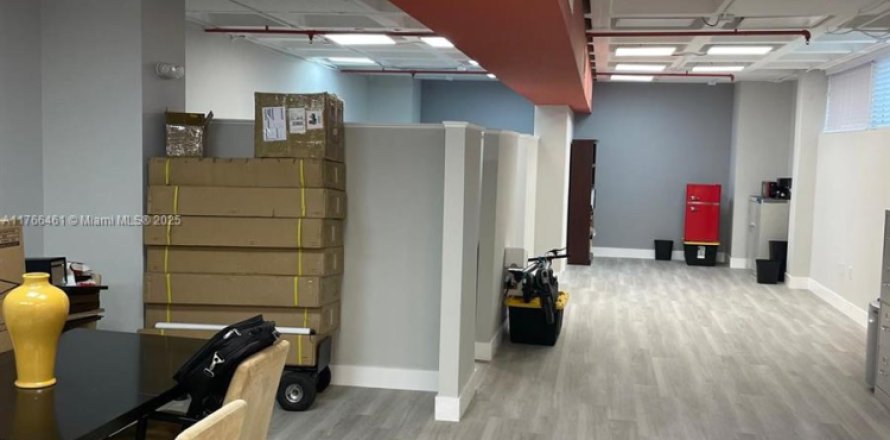 Propiedad comercial en Miami, Florida № 1867507