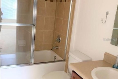 Adosado en venta en Lakeland, Florida, 3 dormitorios, 164.53 m2 № 2102710 - foto 8