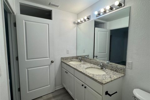 Villa ou maison à louer à North Port, Floride: 3 chambres, 134.34 m2 № 2115371 - photo 18