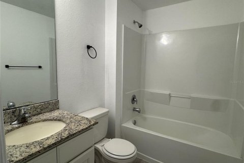 Villa ou maison à louer à North Port, Floride: 3 chambres, 134.34 m2 № 2115371 - photo 7