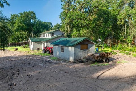 House in Reddick, Florida 4 bedrooms, 179.49 sq.m. № 1885502 - photo 7