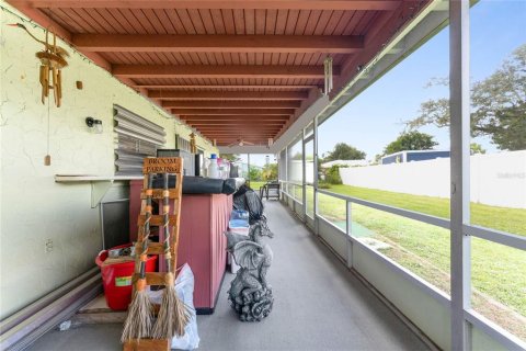 Villa ou maison à vendre à Port Charlotte, Floride: 3 chambres, 136.01 m2 № 1904541 - photo 30