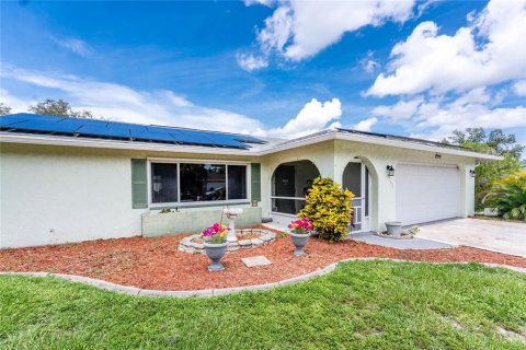 Villa ou maison à vendre à Port Charlotte, Floride: 3 chambres, 136.01 m2 № 1904541 - photo 2