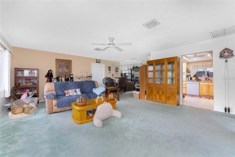 Villa ou maison à vendre à Port Charlotte, Floride: 3 chambres, 136.01 m2 № 1904541 - photo 6