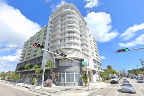 Copropriété à louer à Miami, Floride: 1 chambre, 51.37 m2 № 1990962 - photo 1