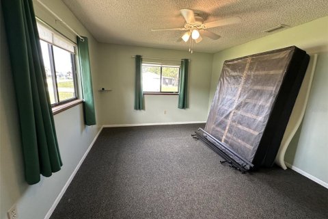 House in Ocala, Florida 2 bedrooms, 96.62 sq.m. № 1911554 - photo 13