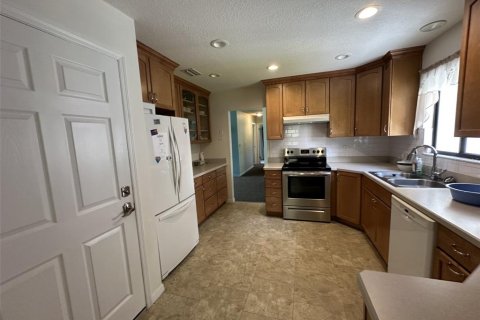 House in Ocala, Florida 2 bedrooms, 96.62 sq.m. № 1911554 - photo 3
