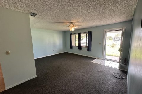 House in Ocala, Florida 2 bedrooms, 96.62 sq.m. № 1911554 - photo 11