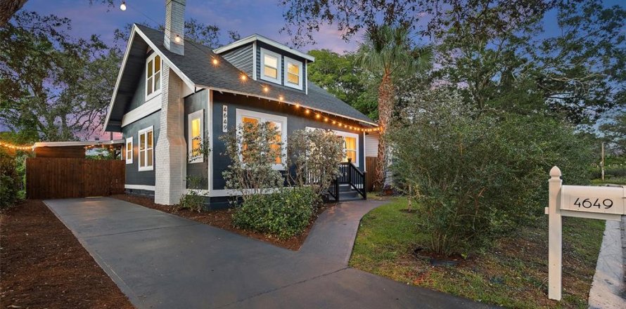 Villa ou maison à Saint Petersburg, Floride 3 chambres, 137.4 m2 № 1919930