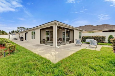 House in The Villages, Florida 3 bedrooms, 135.73 sq.m. № 2235475 - photo 23