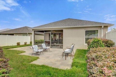 House in The Villages, Florida 3 bedrooms, 135.73 sq.m. № 2235475 - photo 24