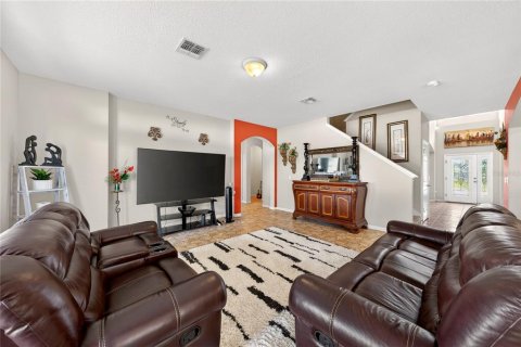 Villa ou maison à louer à Apopka, Floride: 6 chambres, 394.56 m2 № 2117214 - photo 17