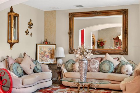 Villa ou maison à louer à Apopka, Floride: 6 chambres, 394.56 m2 № 2117214 - photo 5