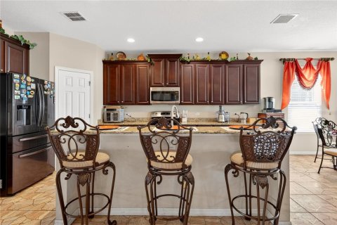 Villa ou maison à louer à Apopka, Floride: 6 chambres, 394.56 m2 № 2117214 - photo 12