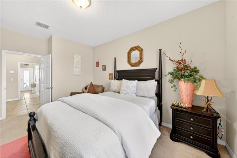 Villa ou maison à louer à Apopka, Floride: 6 chambres, 394.56 m2 № 2117214 - photo 25