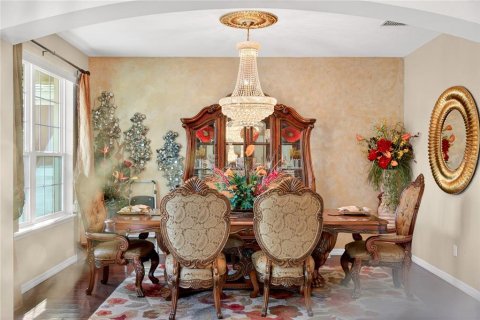 Villa ou maison à louer à Apopka, Floride: 6 chambres, 394.56 m2 № 2117214 - photo 7