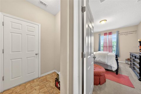 Villa ou maison à louer à Apopka, Floride: 6 chambres, 394.56 m2 № 2117214 - photo 23
