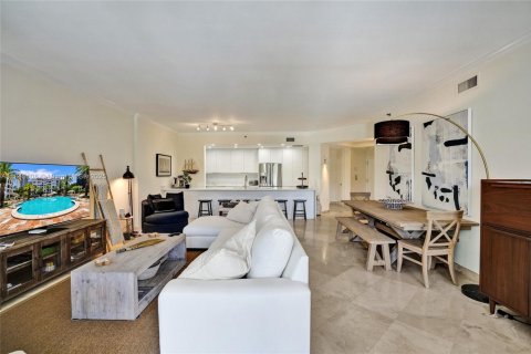 Condo in Aventura, Florida, 3 bedrooms  № 1850833 - photo 2