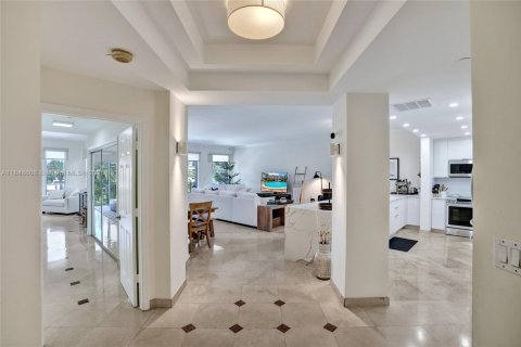 Condo in Aventura, Florida, 3 bedrooms  № 1850833 - photo 9
