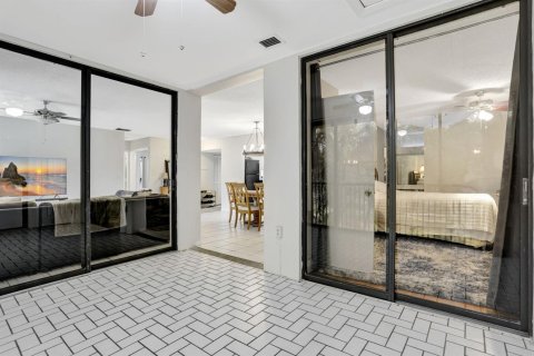 Condo in Coconut Creek, Florida, 3 bedrooms  № 2249565 - photo 17