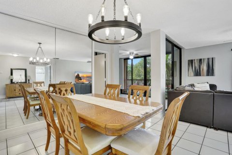 Condo in Coconut Creek, Florida, 3 bedrooms  № 2249565 - photo 13