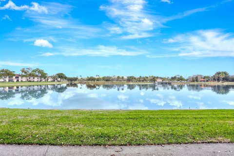 Condo in Coconut Creek, Florida, 3 bedrooms  № 2249565 - photo 20