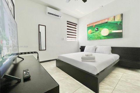 Villa ou maison à louer à Miami, Floride: 2 chambres, 65.03 m2 № 2007207 - photo 16