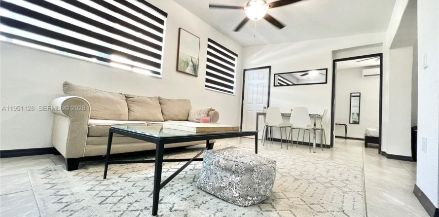 Villa ou maison à Miami, Floride 2 chambres, 65.03 m2 № 2007207