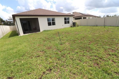 House in Plant City, Florida 4 bedrooms, 171.31 sq.m. № 2112779 - photo 23