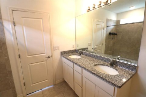 House in Plant City, Florida 4 bedrooms, 171.31 sq.m. № 2112779 - photo 14