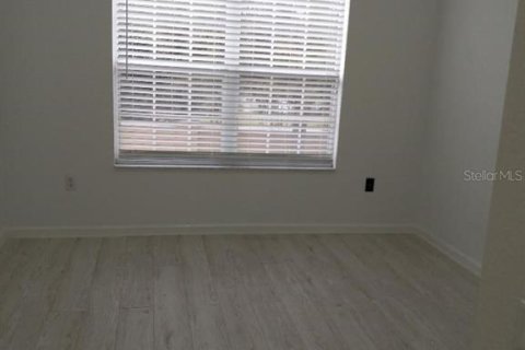 Condo in Orlando, Florida, 3 bedrooms  № 1721534 - photo 16