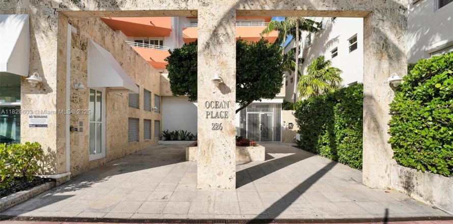Condo à Miami Beach, Floride, 1 chambre № 1802591