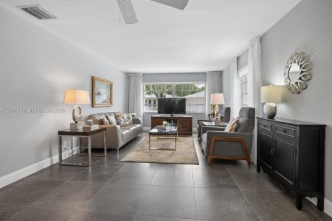 Villa ou maison à vendre à Boynton Beach, Floride: 2 chambres, 115.01 m2 № 2066240 - photo 3