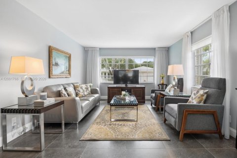 Villa ou maison à vendre à Boynton Beach, Floride: 2 chambres, 115.01 m2 № 2066240 - photo 4