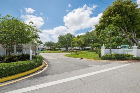 Villa ou maison à vendre à Boynton Beach, Floride: 2 chambres, 115.01 m2 № 2066240 - photo 15