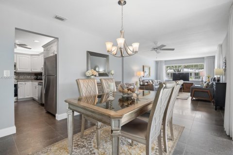 Villa ou maison à vendre à Boynton Beach, Floride: 2 chambres, 115.01 m2 № 2066240 - photo 7