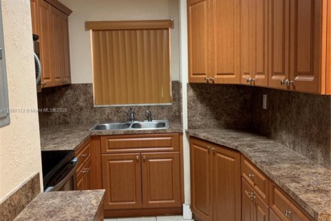 Снять в аренду кондоминиум в Майами, Флорида 1 спальня, 63.17м2, № 1928839 - фото 7