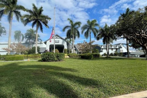 Condo in Delray Beach, Florida, 2 bedrooms  № 1863924 - photo 29