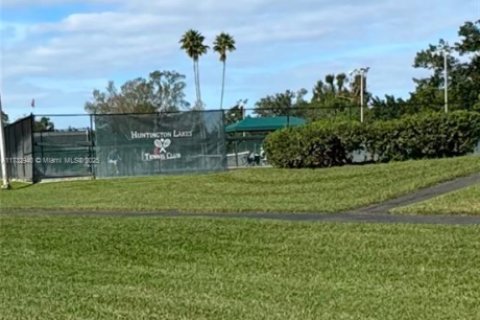 Condo in Delray Beach, Florida, 2 bedrooms  № 1863924 - photo 21