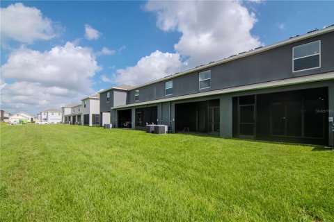 Townhouse in Wesley Chapel, Florida 3 bedrooms, 155.43 sq.m. № 1806758 - photo 4