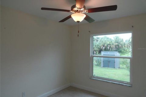 Casa en venta en North Port, Florida, 3 dormitorios, 132.57 m2 № 2225551 - foto 17