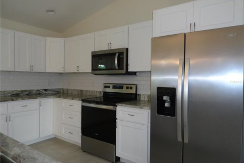 Casa en venta en North Port, Florida, 3 dormitorios, 132.57 m2 № 2225551 - foto 3