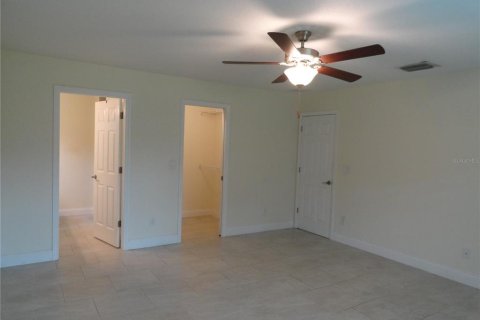 Casa en venta en North Port, Florida, 3 dormitorios, 132.57 m2 № 2225551 - foto 11