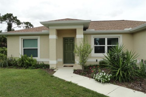 House in North Port, Florida 3 bedrooms, 132.57 sq.m. № 2225551