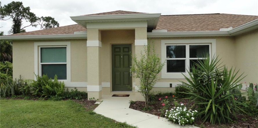 Casa en North Port, Florida 3 dormitorios, 132.57 m2 № 2225551